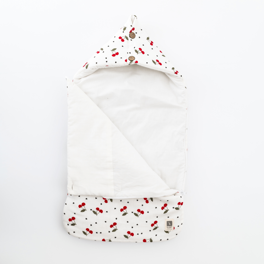 Zoey Baby Carrier Nest BlushBerry Baby Carrier Nest,Carrying Nest Bag Portable Travelling Bed for Infants for 0-4 Months