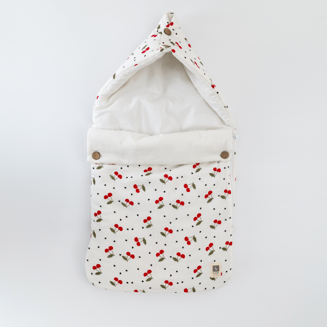 Zoey Baby Carrier Nest BlushBerry Baby Carrier Nest,Carrying Nest Bag Portable Travelling Bed for Infants for 0-4 Months