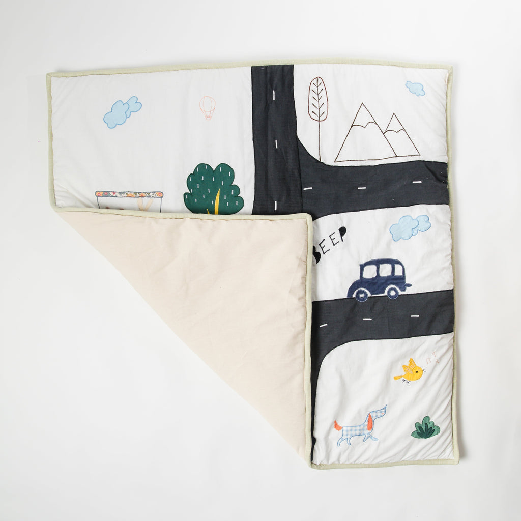 Zoey playmat It's Time For A Roadtrip (Handcrafted, Pure Cotton)