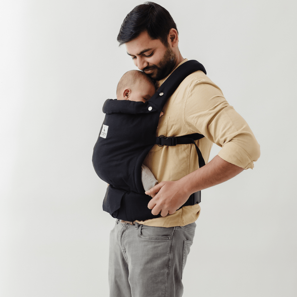 Zoey Baby Carriers Free-To-Grow Baby Carrier (Black Color)