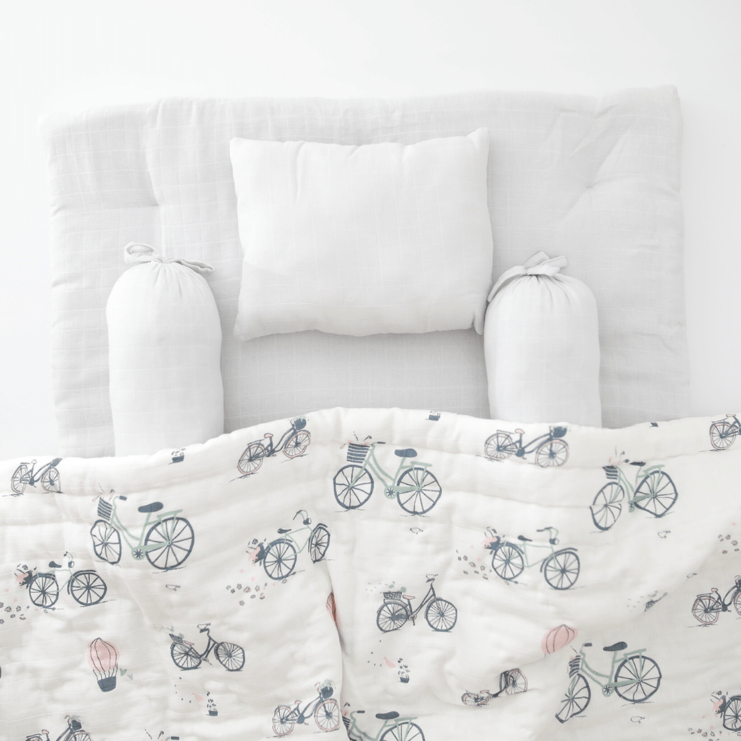 Zoey bedding set Bicycle Ride Mini Bedding Set (Organic Muslin 0-1 Years)