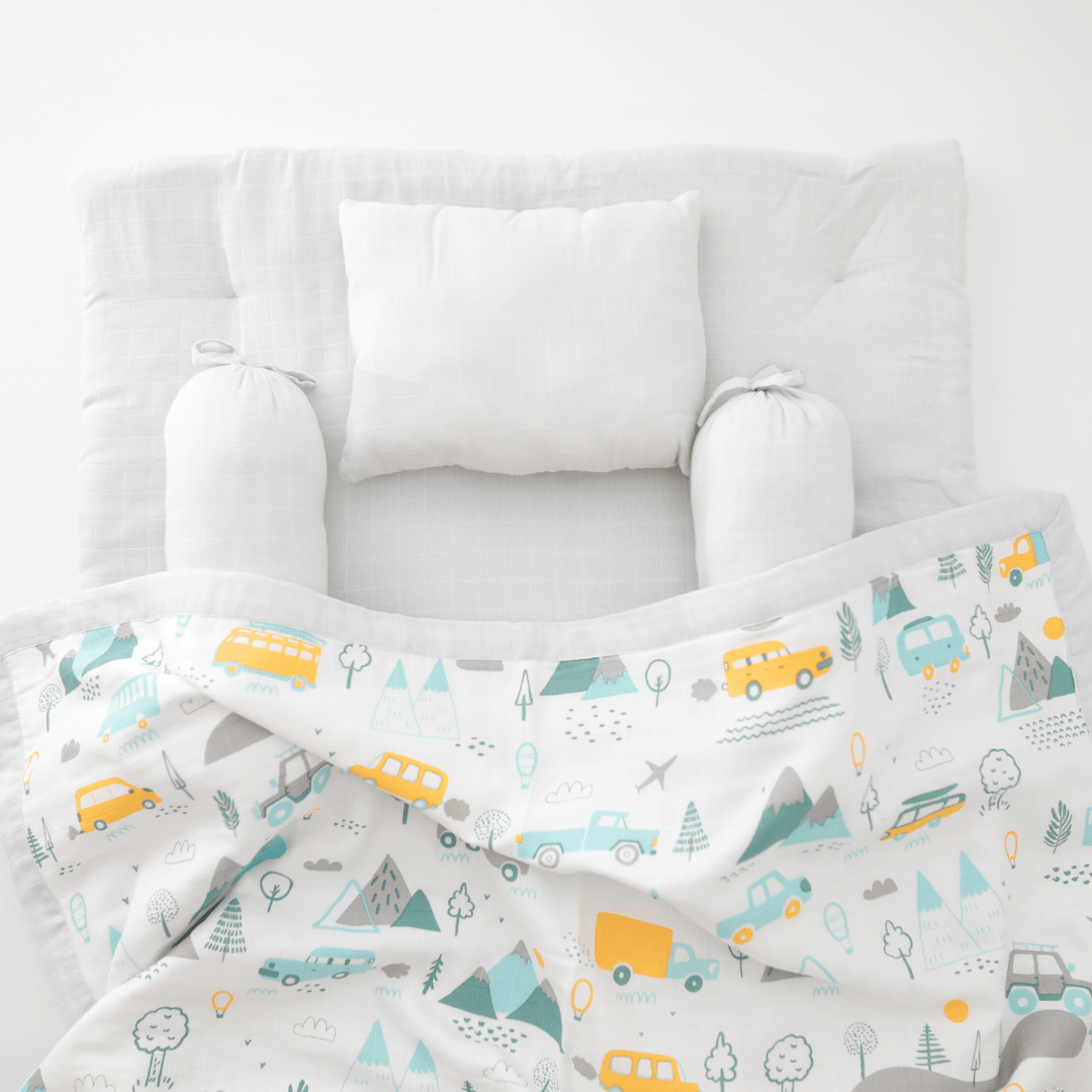 Zoey bedding set Little Campers Mini Bedding Set (Organic Muslin 0-1 Year)