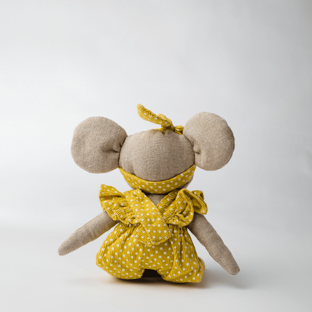 Lola The Dainty Elephant Zoey