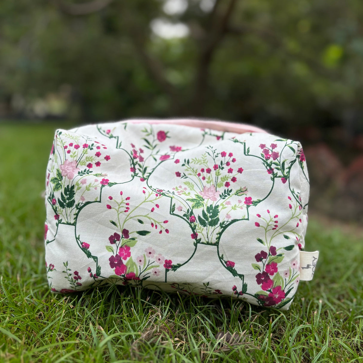 Zoey diaper bag Noira Rose Carryall Quilted Diaper Bag (100% Cotton)
