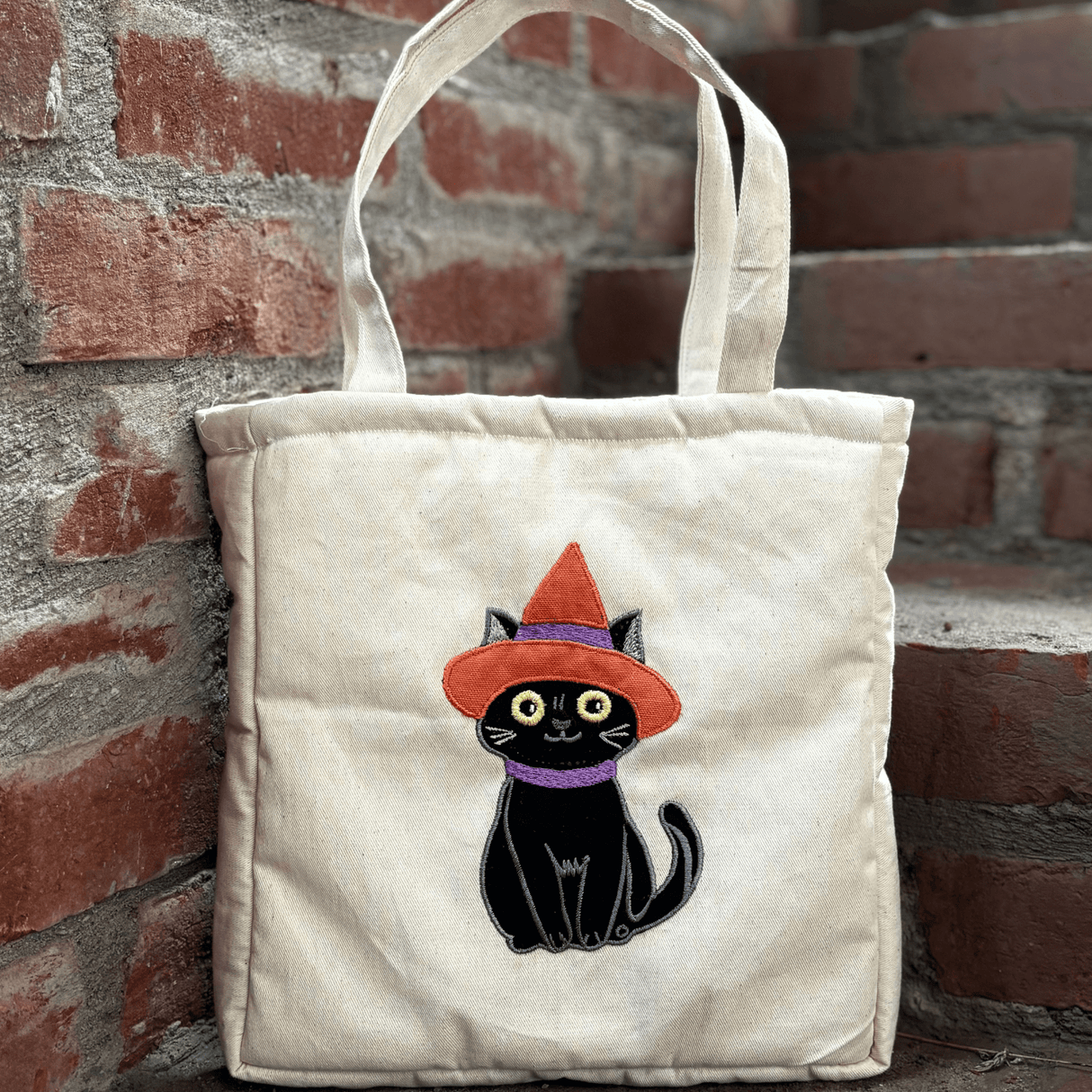Zoey duffle bag Spooky Cat Halloween Tote Bag