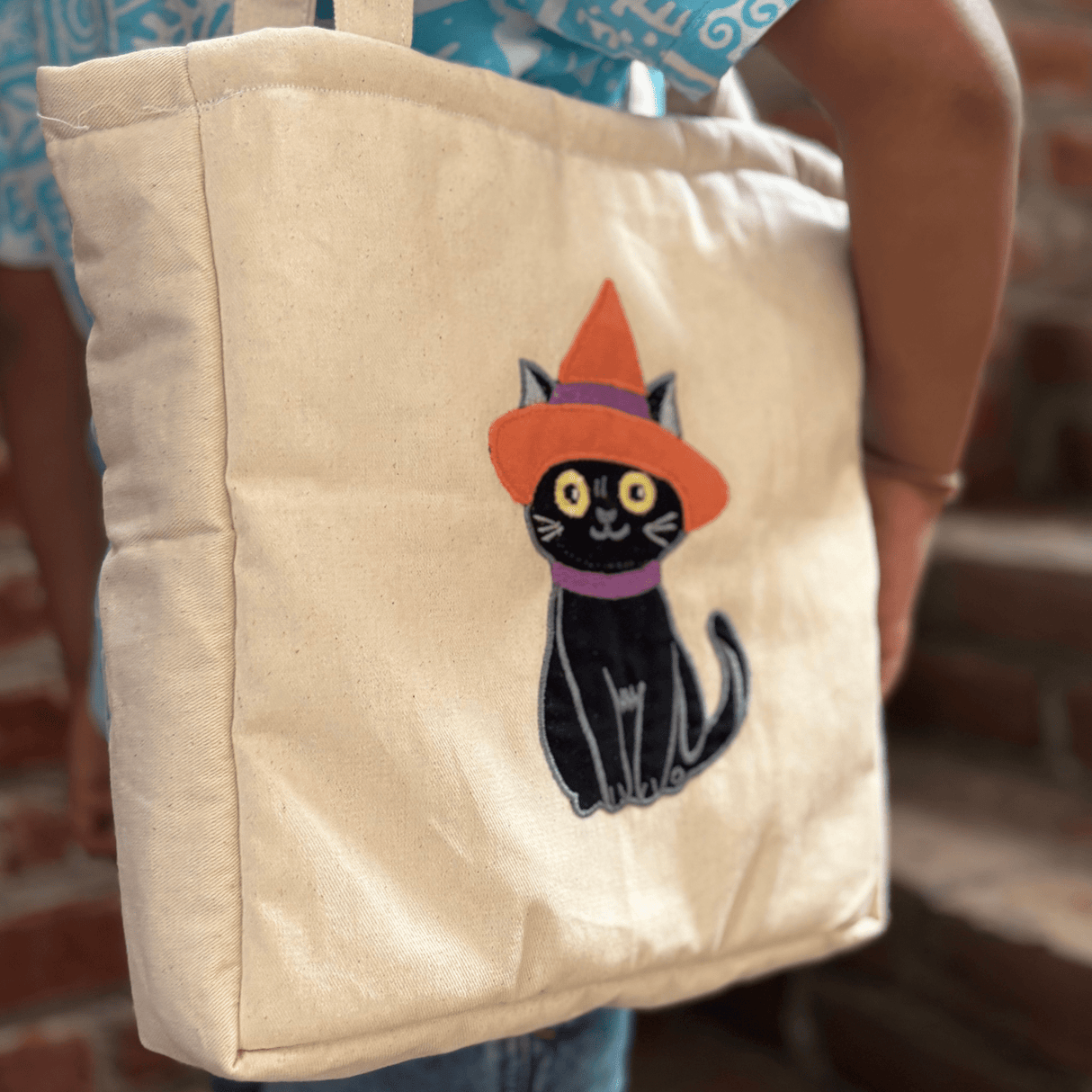 Zoey duffle bag Spooky Cat Halloween Tote Bag