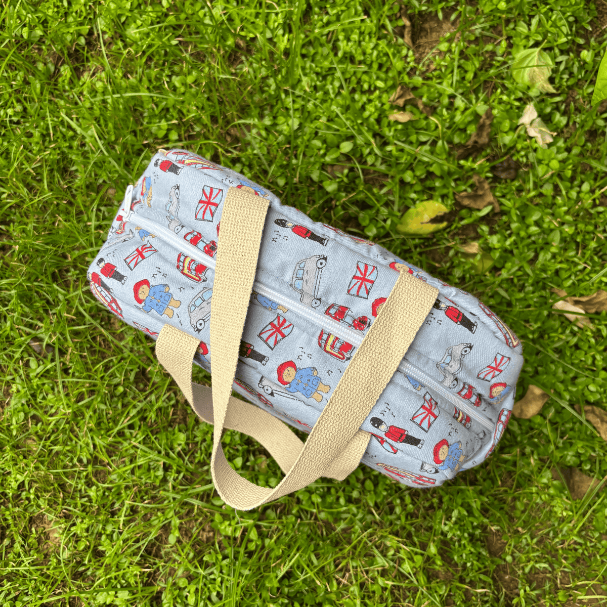Zoey Lunch Box Bags London Day Out Lunch Bag (Personalise)