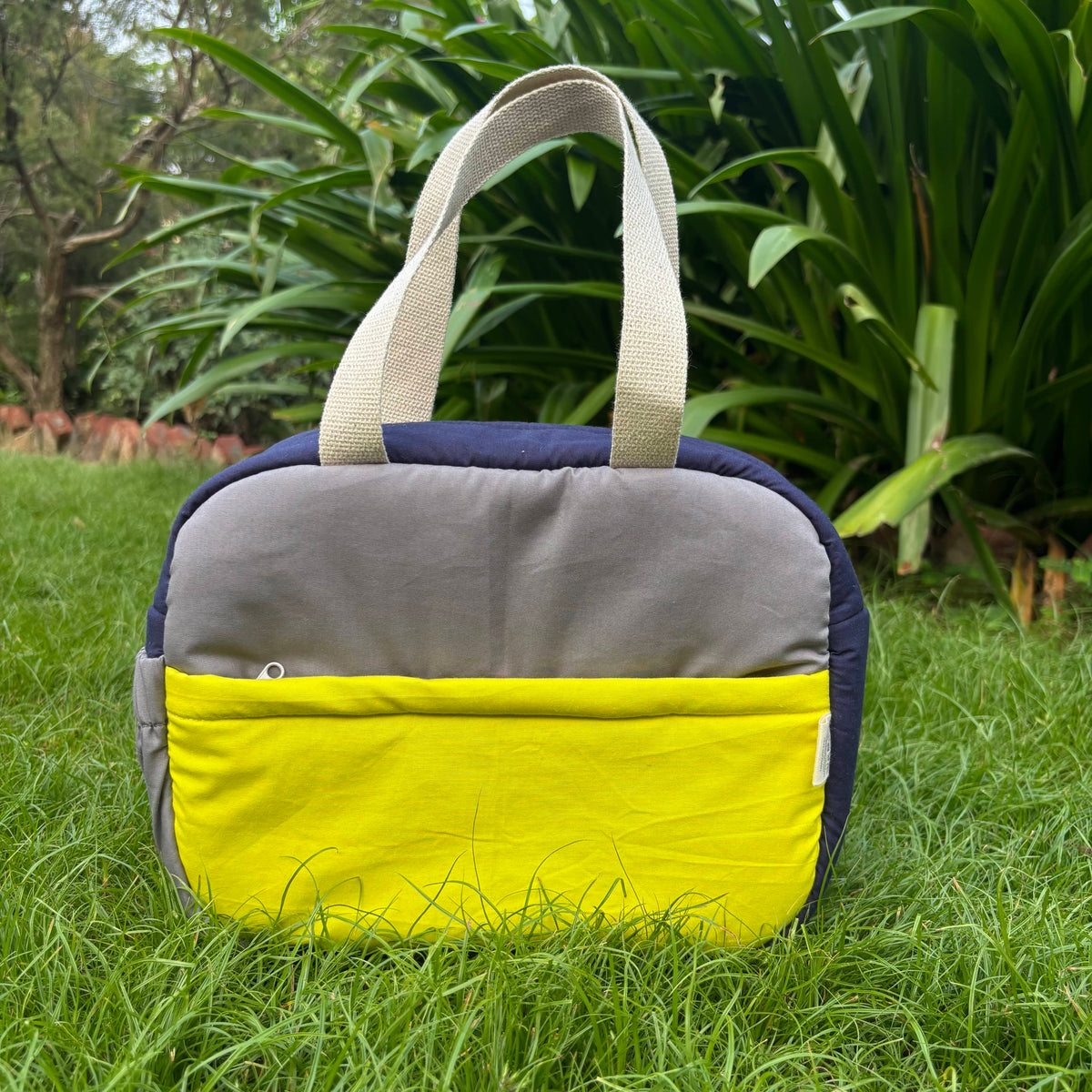 Zoey Lunch Box Bags Snackshine Lunch Bag (Personalise)