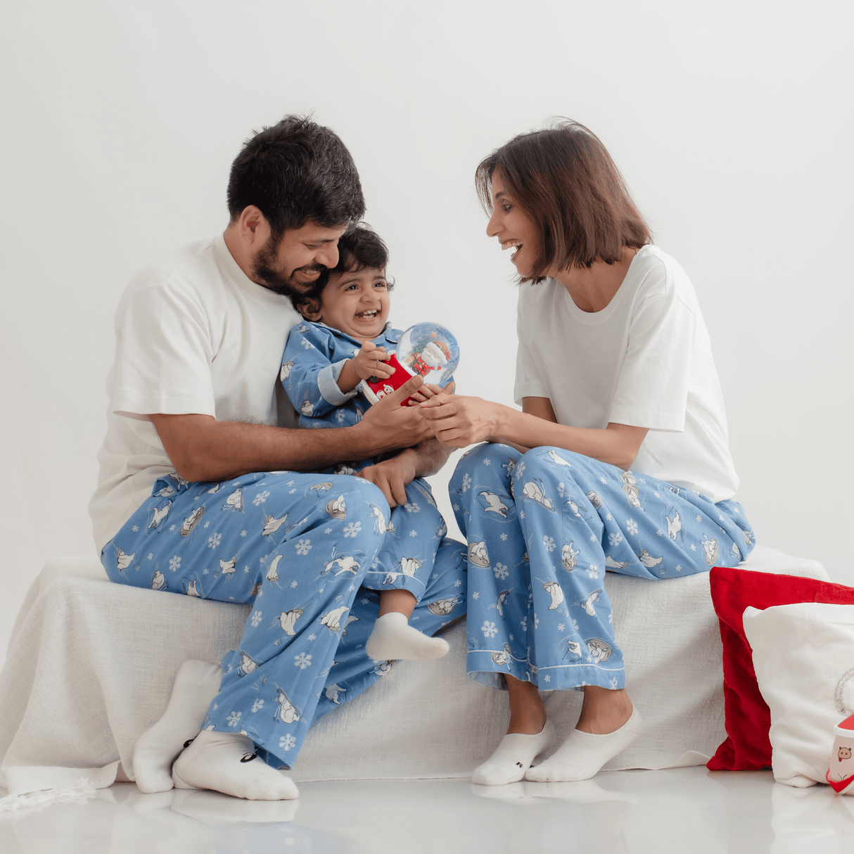 Zoey night suit Arctic Hugs Flannel Cotton Pajamas