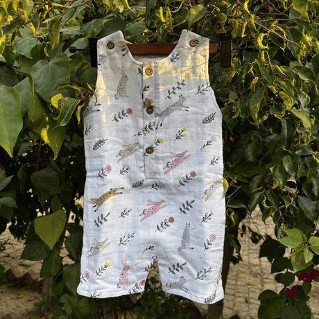 Zoey romper Forest Hop Muslin Romper/Jumpsuit/Onesie