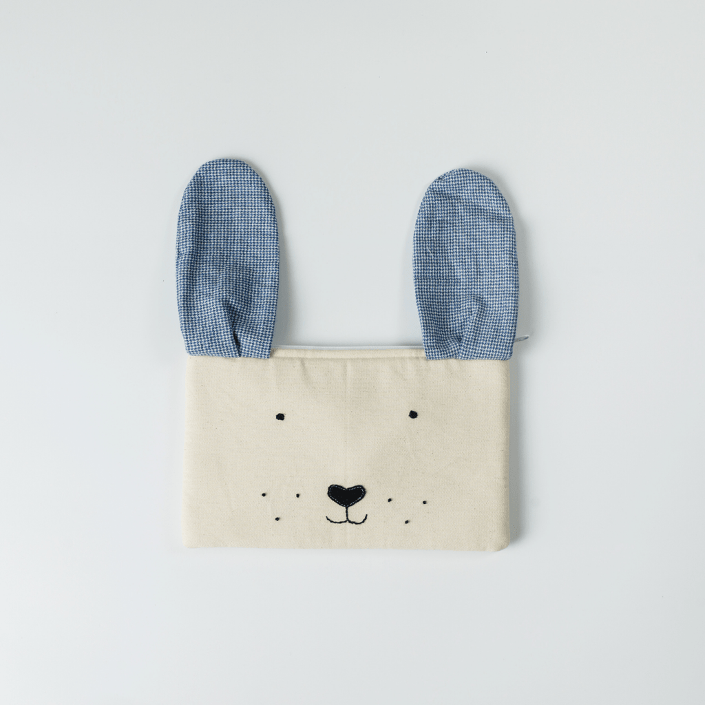 Zoey travel pouch Joy - The Dog Pouch
