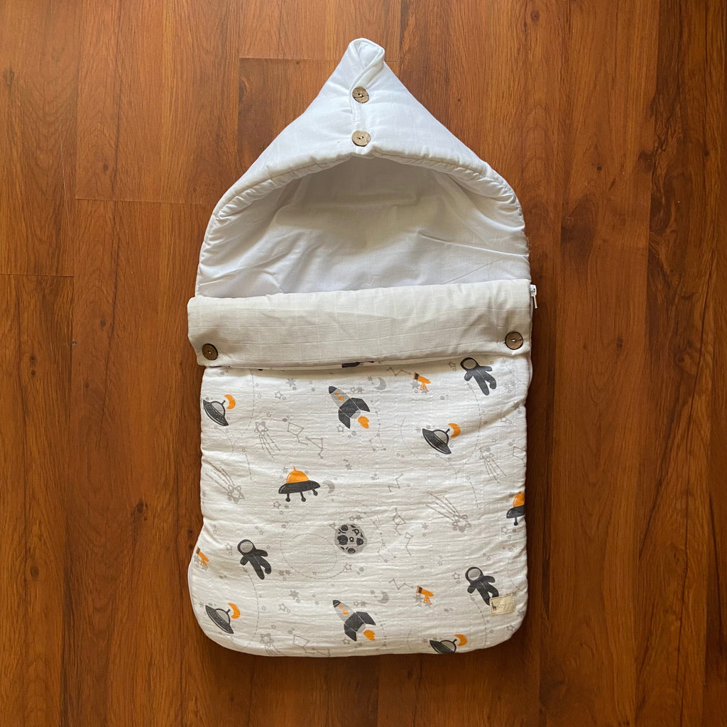 Zoey Baby Carrier Nest Daddy's Little Astronaut Baby Carrier Nest (Muslin),Carrying Nest Bag Portable Travelling Bed for Infants for 0-4 Months