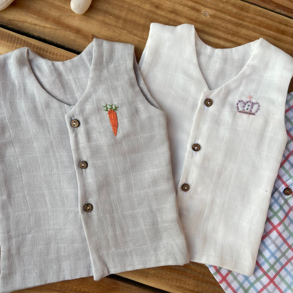 Zoey Muslin Vests Set of 3 Newborn Muslin Vests (White, Grey, Checks)