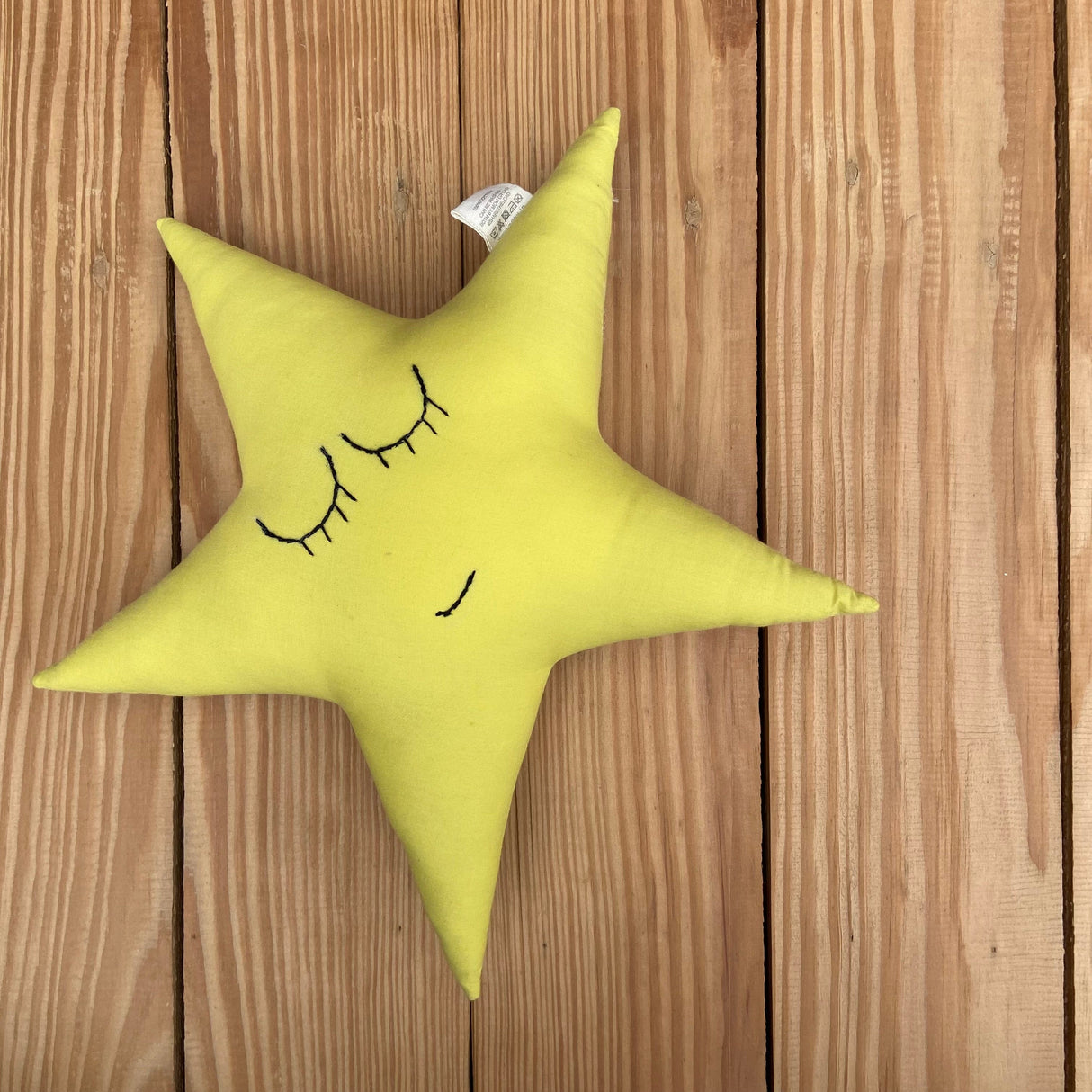 Zoey star cushion Yellow Star Cushion